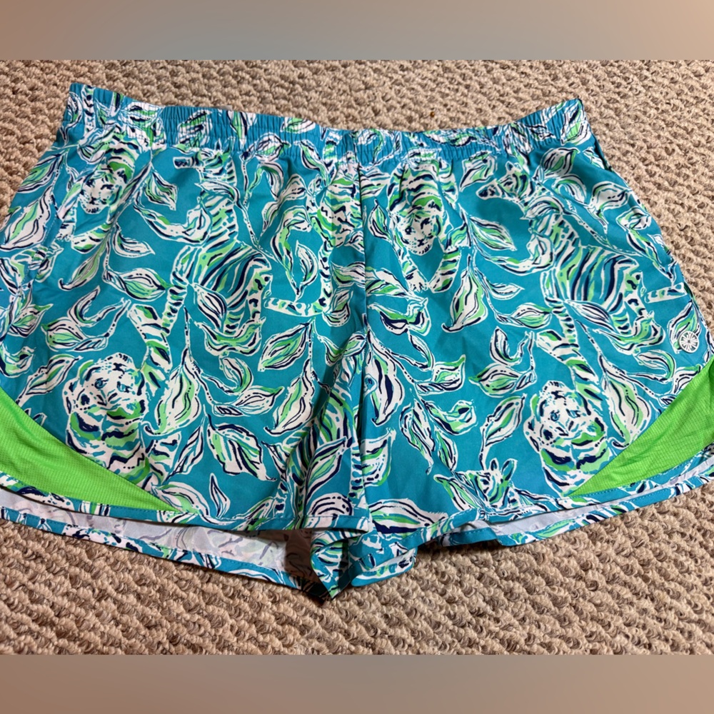 Lilly Pulitzer Luxletic Shorts - Size Large